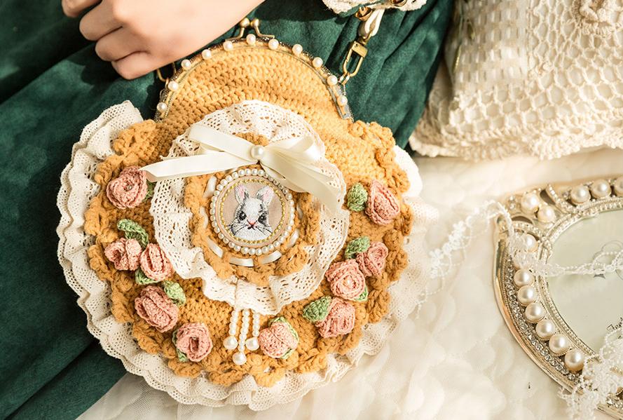 Muse Verdant Kisslock Bag Crochet Pattern