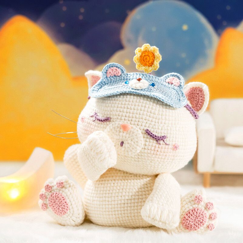 Sleepy Kitty Crochet Yarn Kit