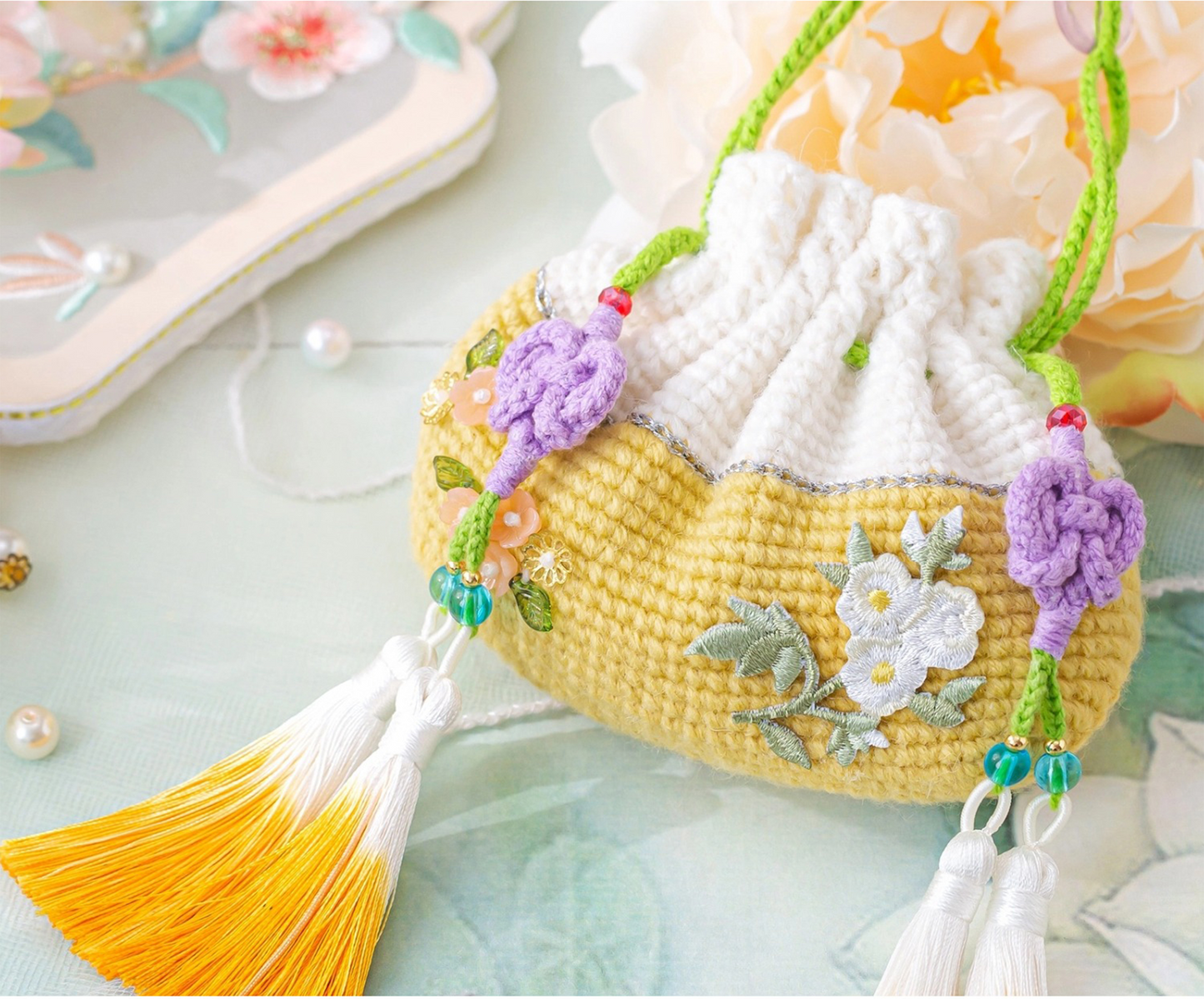 Splendiferous Pouch Yarn Kit | Chinese Aesthetics Series | Susan's Family