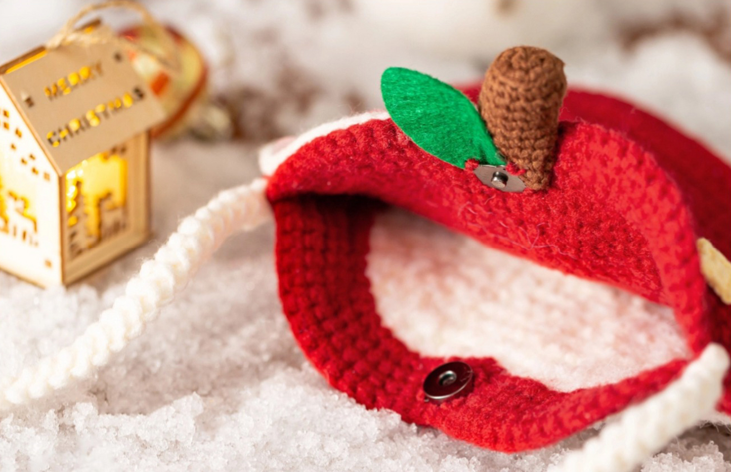 Christmas Crossbody Bag Crochet Yarn Kit | Susan's Family