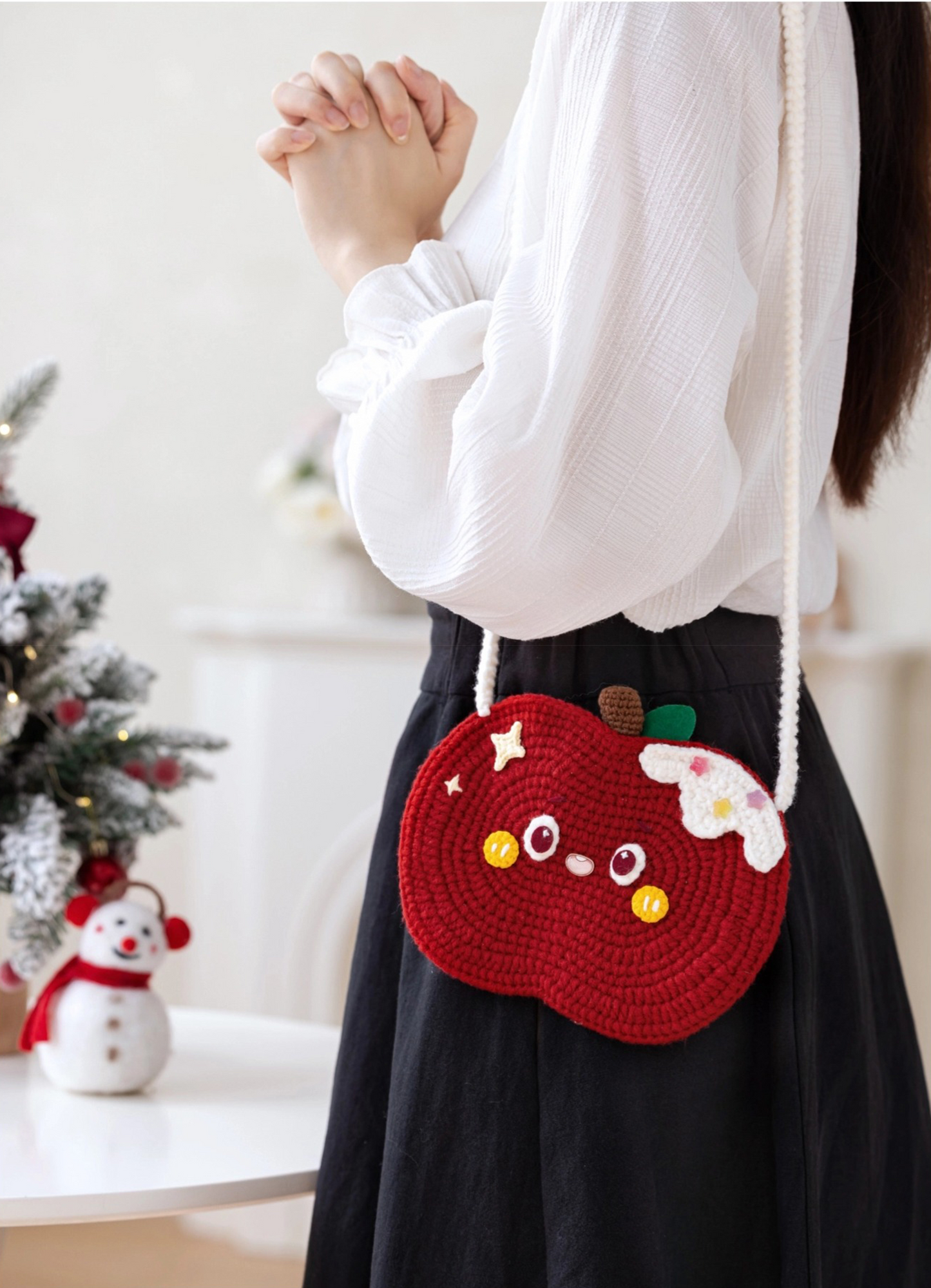 Christmas Crossbody Bag Crochet Yarn Kit | Susan's Family