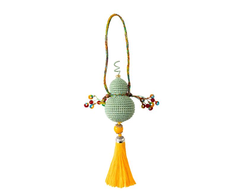 Hulu Hanging Ornament Crochet Yarn Kit