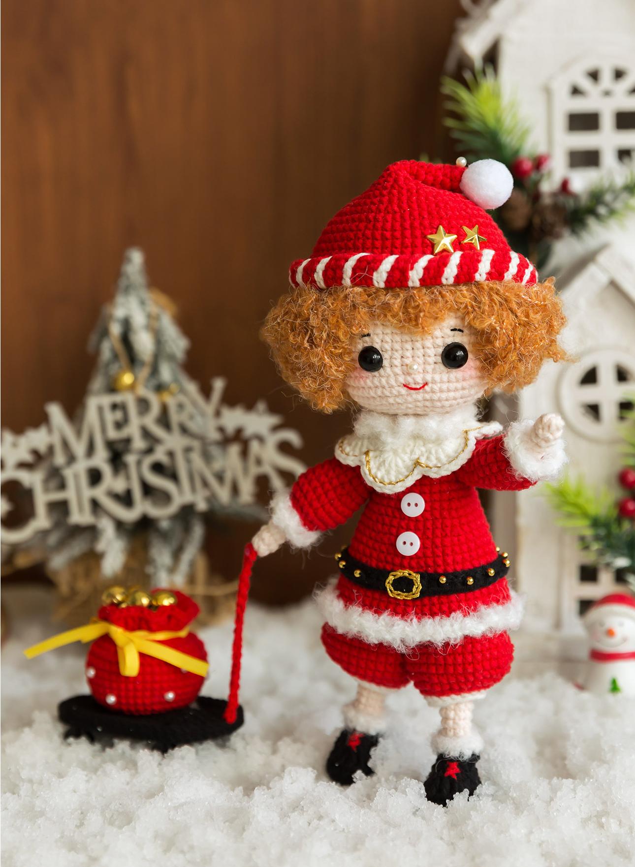 Christmas Dolls Set Crochet Yarn Kit | Susan's Family