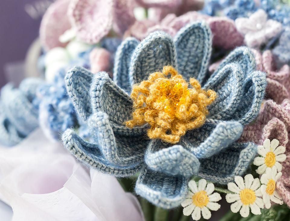 Impressionism Bouquet Crochet Pattern