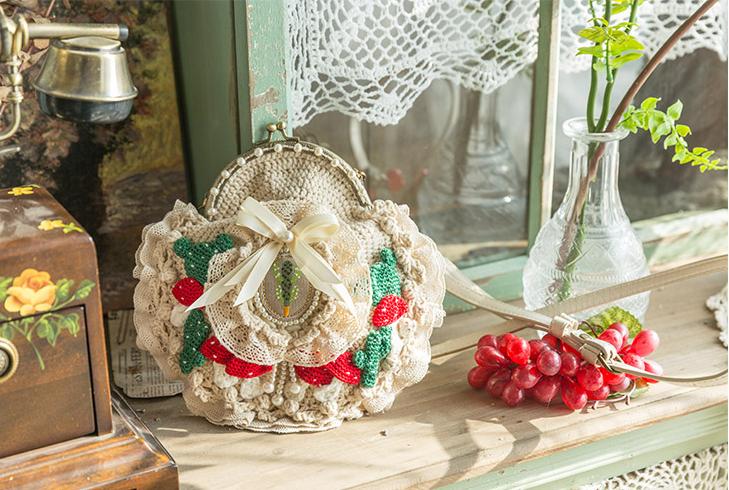 Muse Verdant Kisslock Bag Crochet Pattern