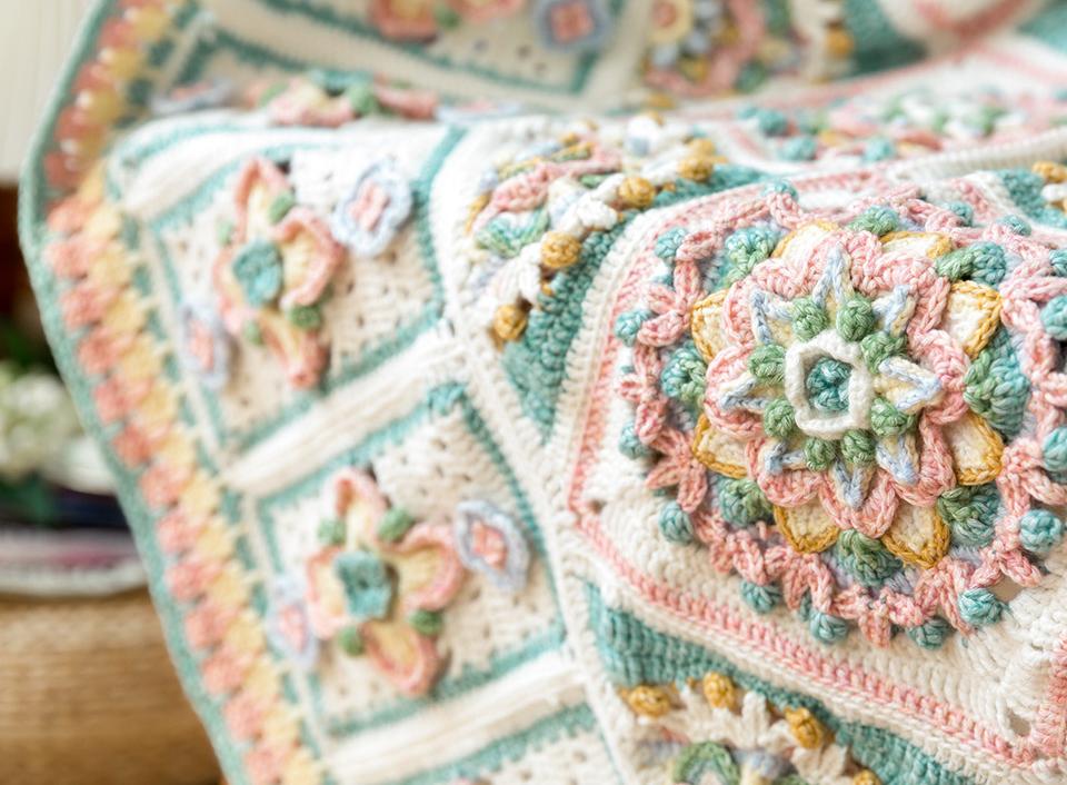 Florence Floral Blanket Crochet Yarn Kit